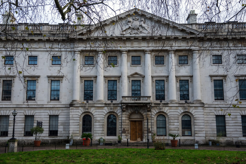 Los planes de la embajada gigante de China generan preocupaciones por vigilancia y hacking en Londres