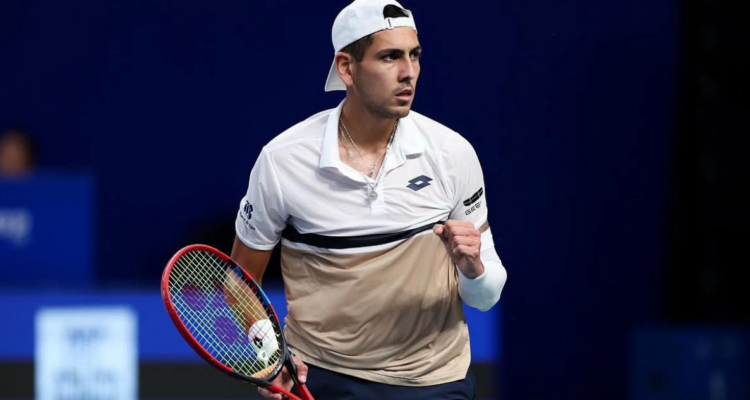 Alejandro Tabilo avanza a la final del ATP en Chengdú tras vencer a Nakashima en semifinal