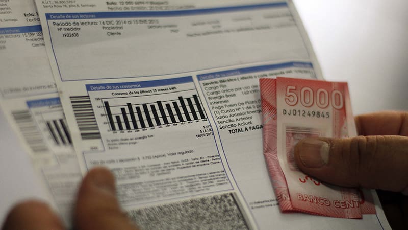 La CNE Justifica el Error Metodológico que Podría Reducir en un 2% las Tarifas de Luz en Chile