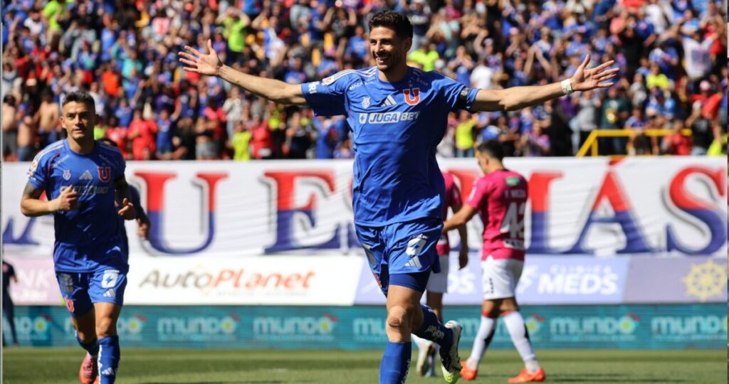 La Universidad de Chile recupera el liderazgo en la Liga con una victoria polémica sobre Palestino