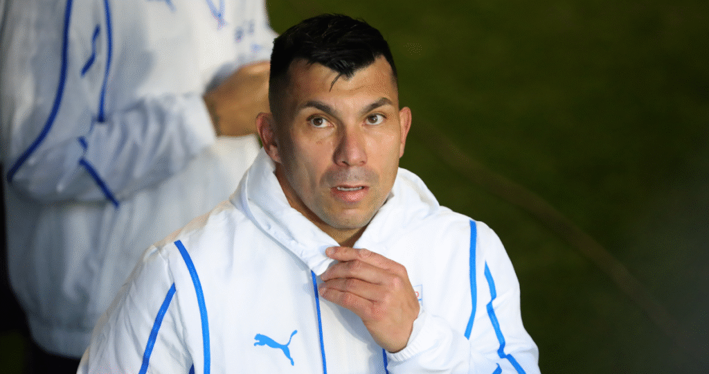 Gary Medel critica duramente el rendimiento de la UC tras victoria ajustada sobre Ñublense