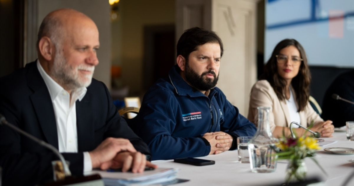 Presidente Boric y el Comité Político se Reactivan en Cerro Castillo para Evaluar su Gestión y Trámites del Presupuesto 2026