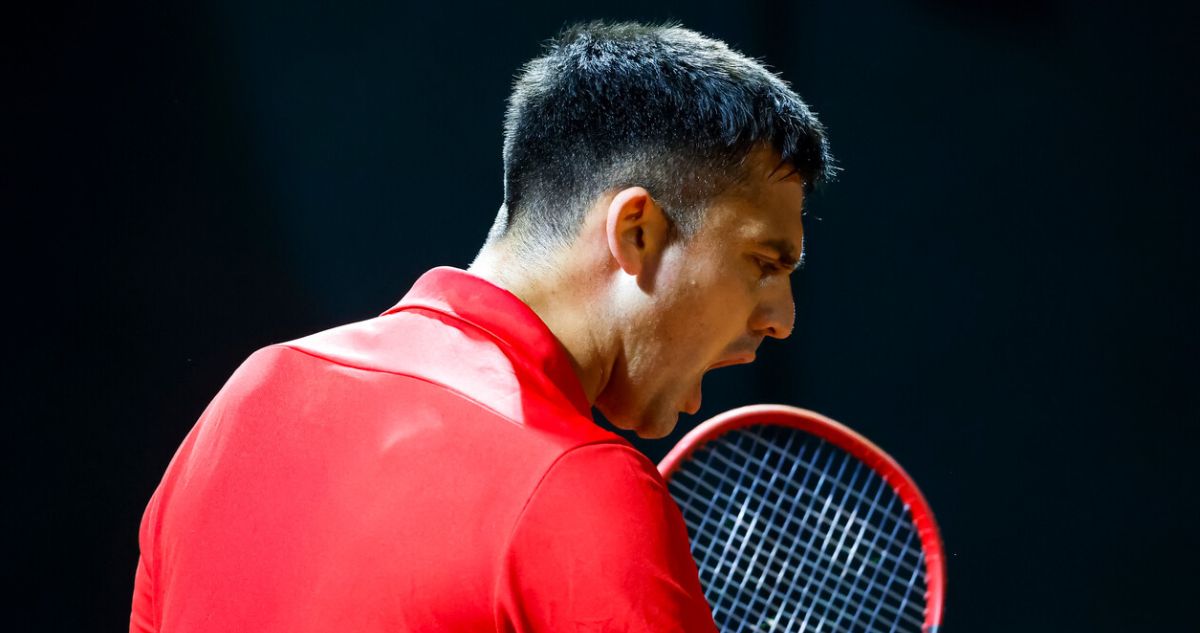 Tomás Barrios avanza a los cuartos de final del Challenger de Curitiba con una sólida victoria